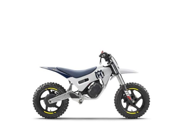 CS-31617 Neuf Husqvarna Husqvarna EE 2 2025 2025 a vendre 1